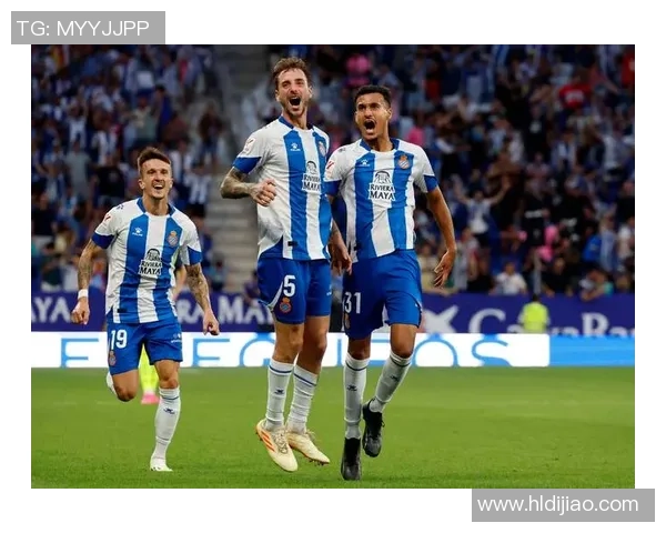 西甲激战今日上演塞维利亚迎战西班牙人争夺三分荣耀 西甲激战今日上演塞维利亚迎战西班牙人争夺三分荣耀